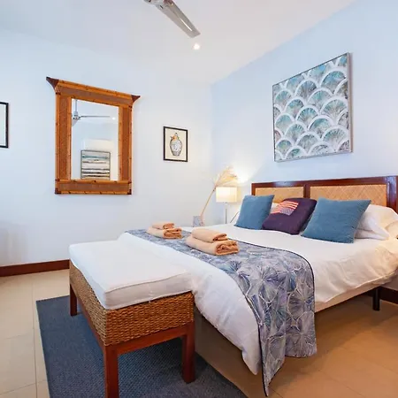 Sleeps 6 With Pool Air Con And Wifi Villa *